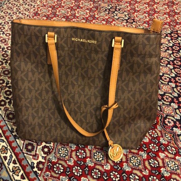 Michael Kors Handbags - Michael kors tote handbag purse tan brown mk cream